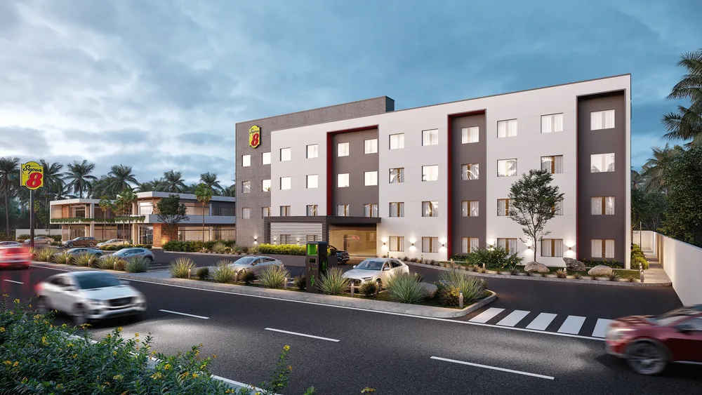 Super 8 Cabrera  (1)