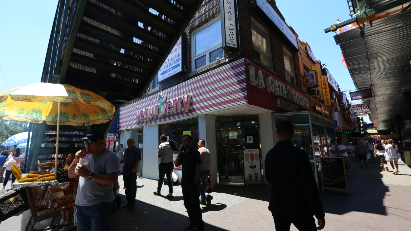 07-01-2019_transfobia_jacksonheights_24