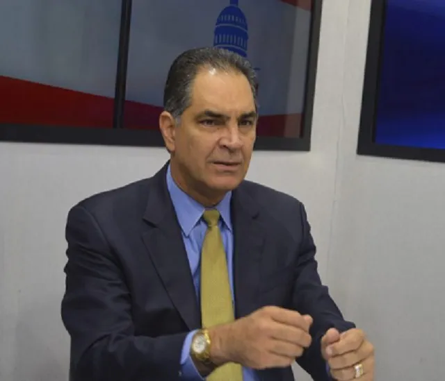 Consejo-de-Senasa-escoge-a-Santiago-Hazim-director-ejecutivo-de-esta-entidad