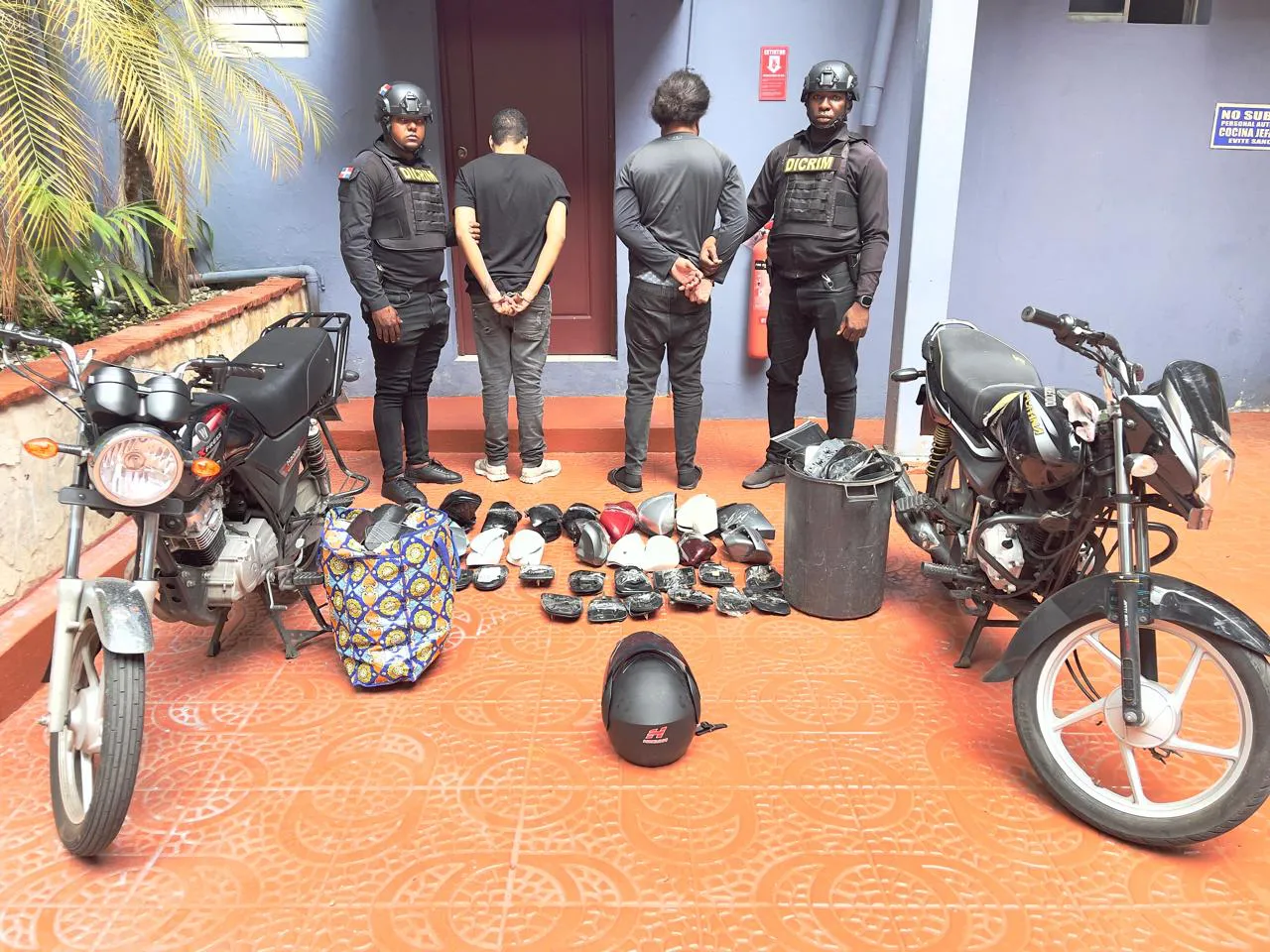 Ladrones de retrovisores