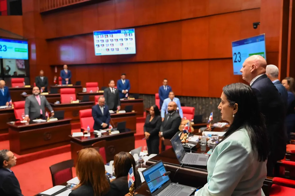 SENADO COMISION
